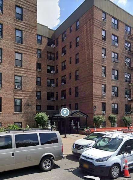 3815 149th St Unit 2D, Flushing, NY 11354