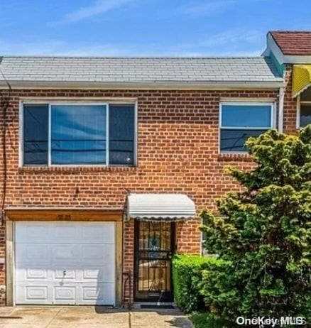 52-23 74th St, Elmhurst, NY 11373
