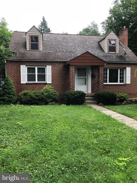 221 N 49th St, Harrisburg, PA 17111