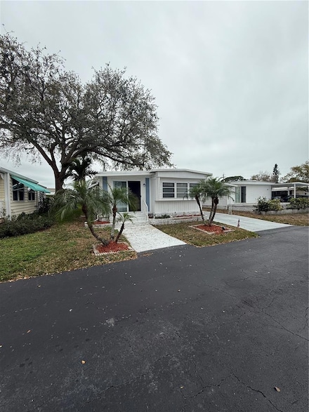 7880 54th Ave N Unit 41, Saint Petersburg, FL 33709