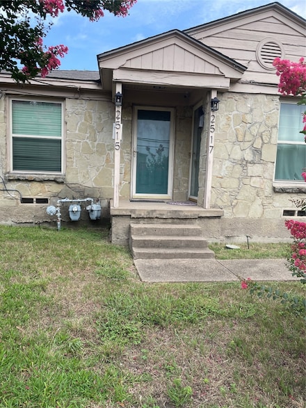 2517 Amelia St, Dallas, TX 75235