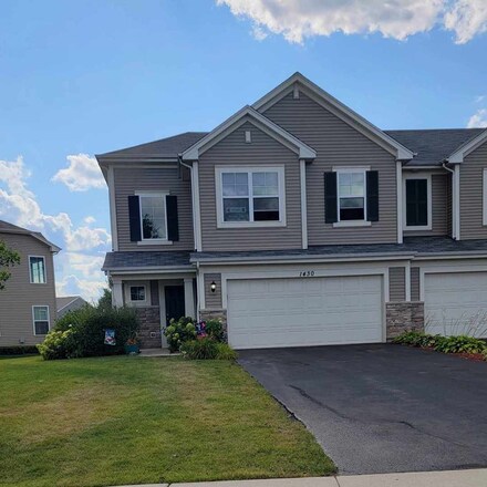 1430 Bar Harbor Ct, Pingree Grove, IL 60140