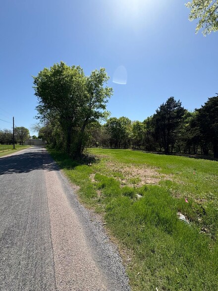 1021 Rockport Rd, Sherman, TX 75092