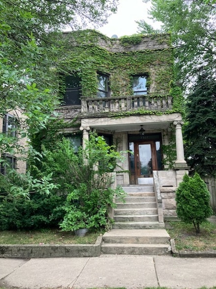 3927 W Belden Ave, Chicago, IL 60647