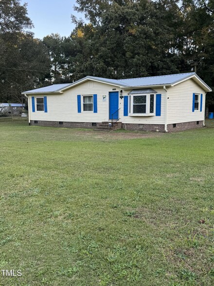 507 Batchelor Rd, Rocky Mount, NC 27801