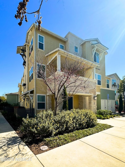 519 Bolinas Way Unit 105, Goleta, CA 93117