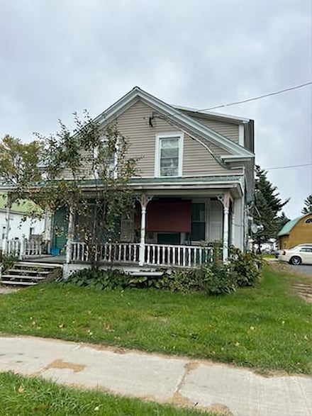 35 Depot St, Chateaugay, NY 12920