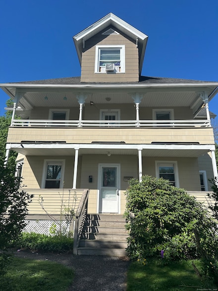 29 Woodbine St, Torrington, CT 06790