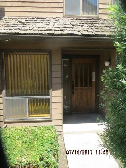 305 E 4th St Unit C, Madera, CA 93638