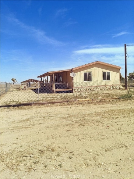 4626 Duncan Rd, Phelan, CA 92371