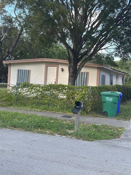 2863 NW 12th Ct, Fort Lauderdale, FL 33311