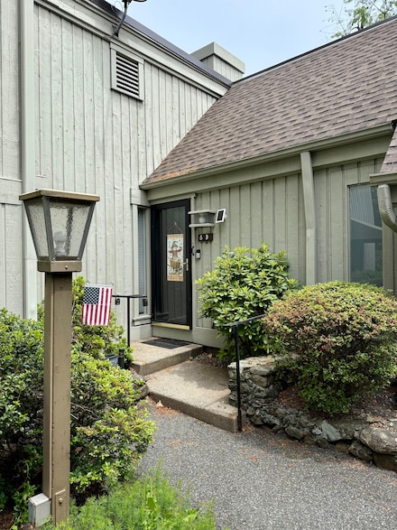 8 Heritage Village Unit D, Southbury, CT 06488