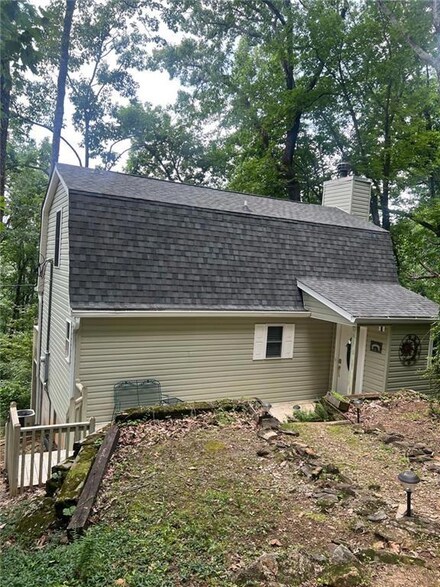 139 Lookout Ridge Rd, Cleveland, GA 30528