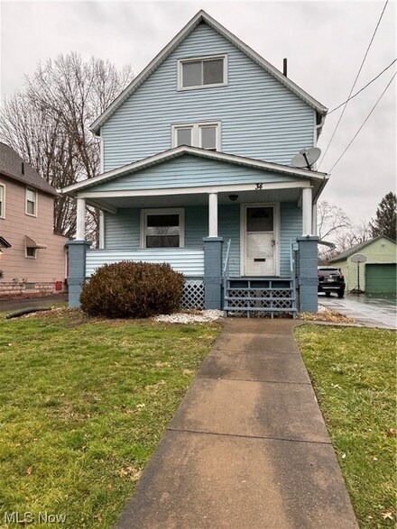 34 E Woodland Ave, Niles, OH 44446