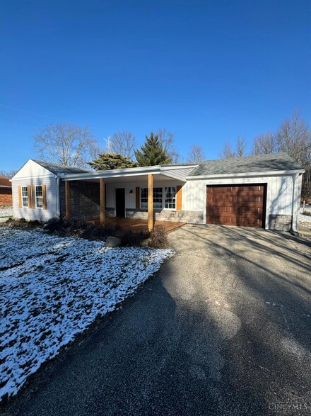 958 Gaskins Rd, Cincinnati, OH 45245