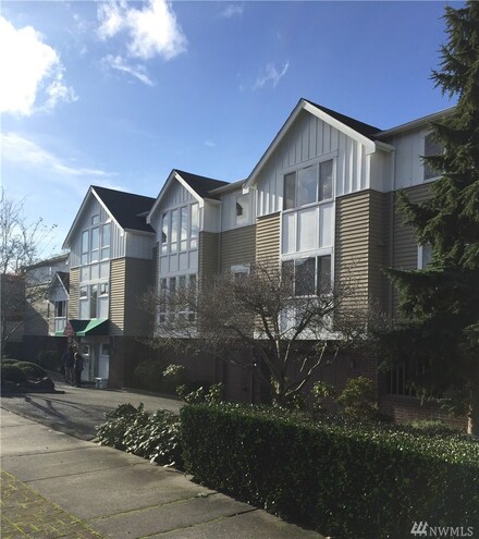 232 4th Ave S Unit 205, Edmonds, WA 98020