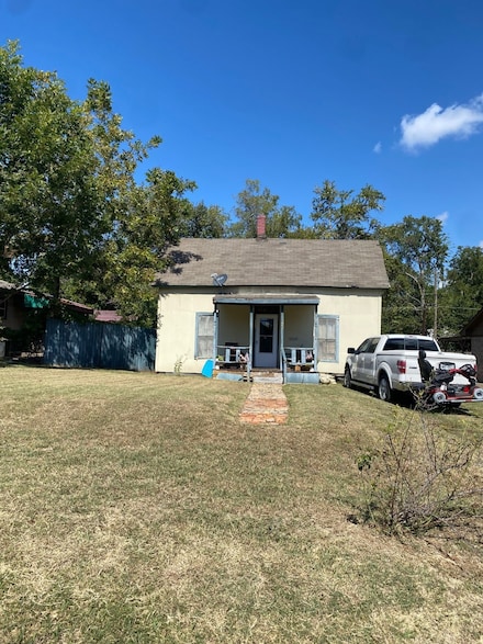 629 W Walker St, Denison, TX 75020