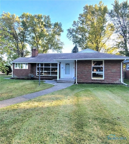 2758 Luverne Ave, Oregon, OH 43616