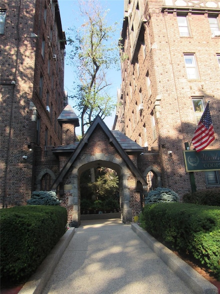 83-15 116th St Unit 1K, Kew Gardens, NY 11415