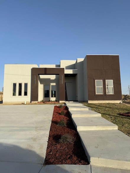 2204 De Leon Dr, Eagle Pass, TX 78852