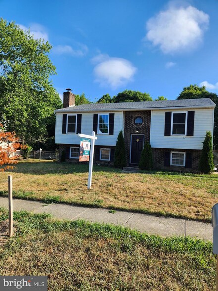 3610 Stonesboro Rd, Fort Washington, MD 20744