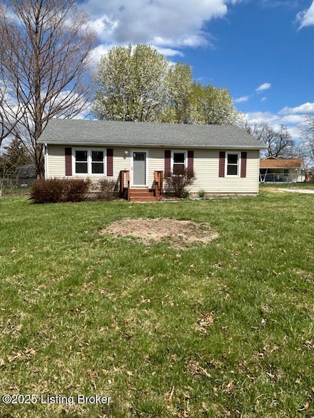 616 S Deepwood Dr, Radcliff, KY 40160