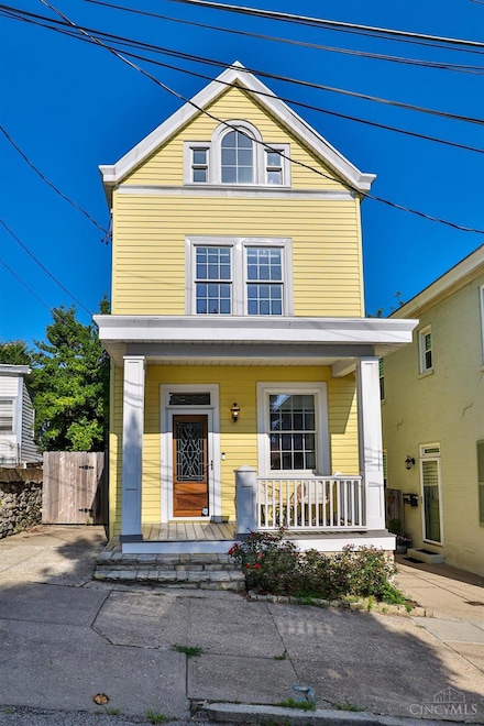 1109 Fuller St, Cincinnati, OH 45202