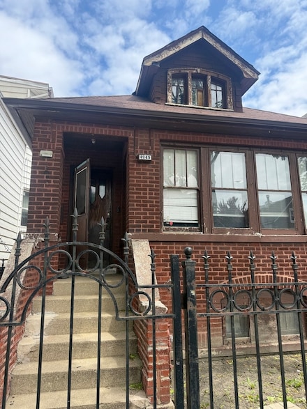 2145 N Karlov Ave, Chicago, IL 60639