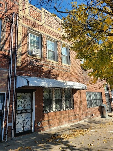 142-45 Rockaway Blvd, Jamaica, NY 11436