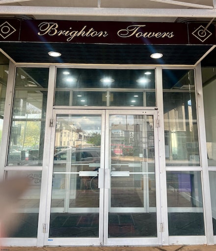 2834 Atlantic Ave, Atlantic City, NJ 08401