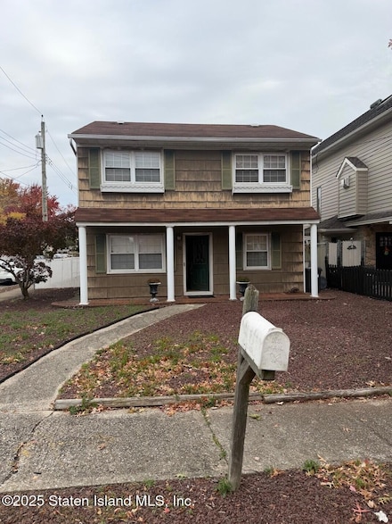 15 Minturn Ave, Staten Island, NY 10309