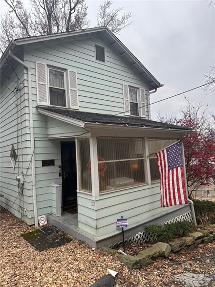 218 Cottage St, New Castle, PA 16101