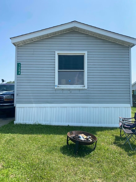 1204 Hancock Ct, Potterville, MI 48876
