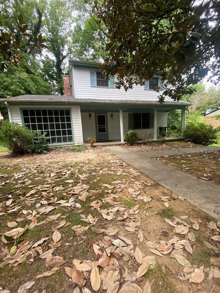 252 Lipton Ln, Danville, VA 24541