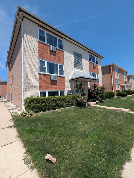 9216 Seymour Ave Unit 2E, Schiller Park, IL 60176