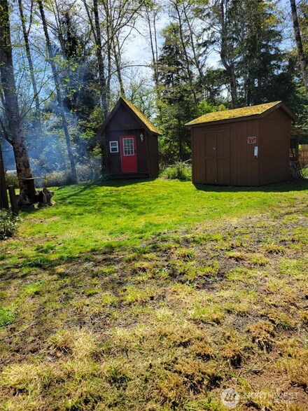 633 Duck Lake Dr NE, Ocean Shores, WA 98569