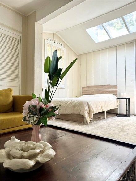 8956 1/2 Norma Place, West Hollywood, CA 90069