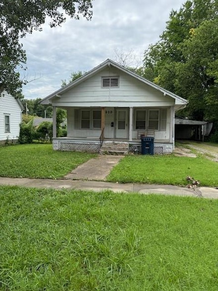 213 S 1st St, Independence, KS 67301