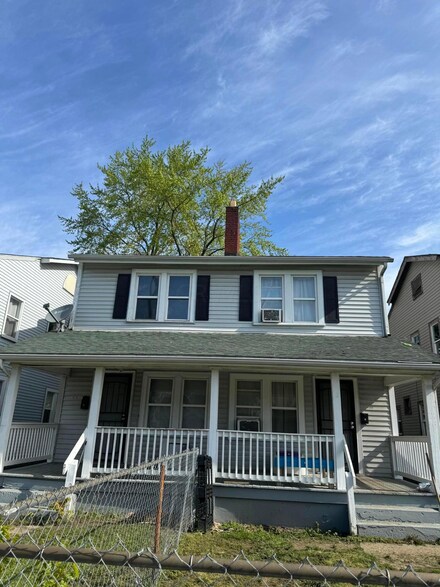 1078-1080 E 17th Ave, Columbus, OH 43211