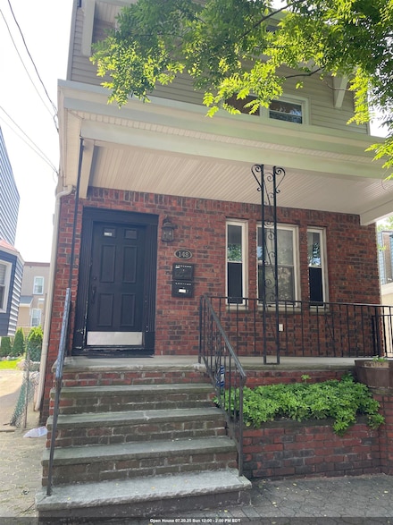 148 Nesbit St, Weehawken, NJ 07086