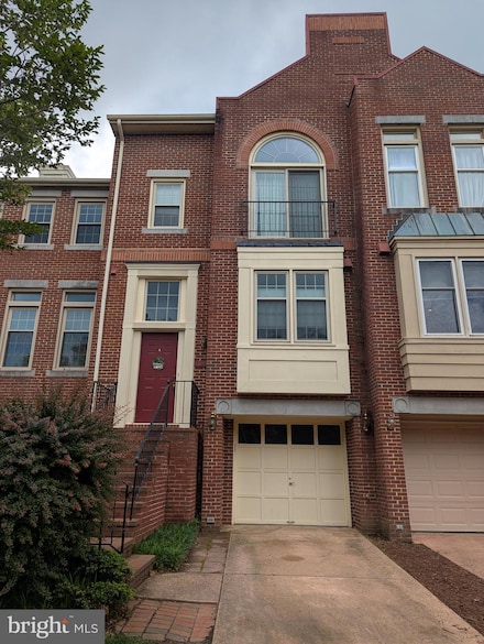 3804 Charles Ave, Alexandria, VA 22305