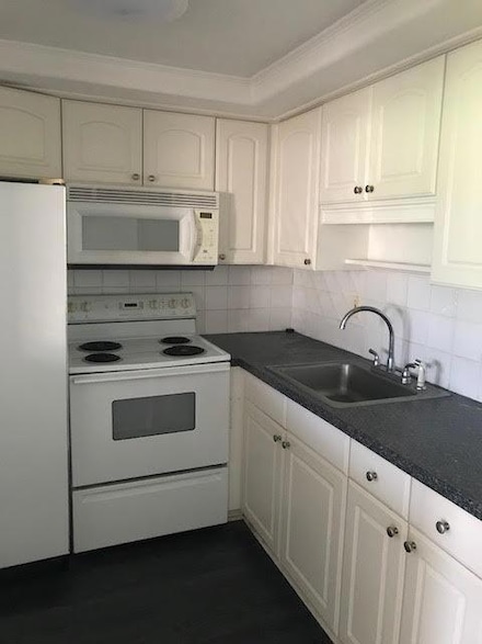 126 Salisbury F, West Palm Beach, FL 33417