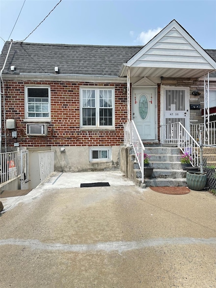 4732 207th St, Bayside, NY 11361