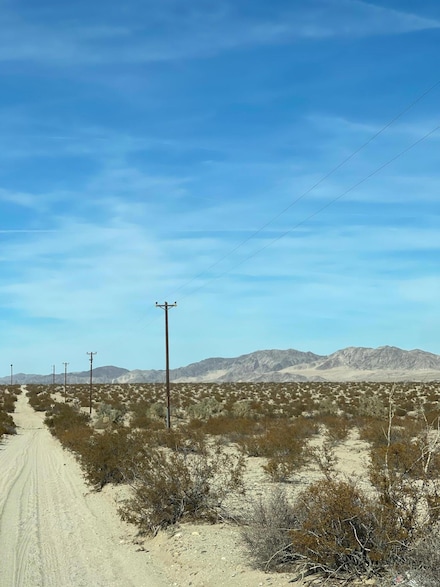 6113311600 Canyon Rd, Twentynine Palms, CA 92277