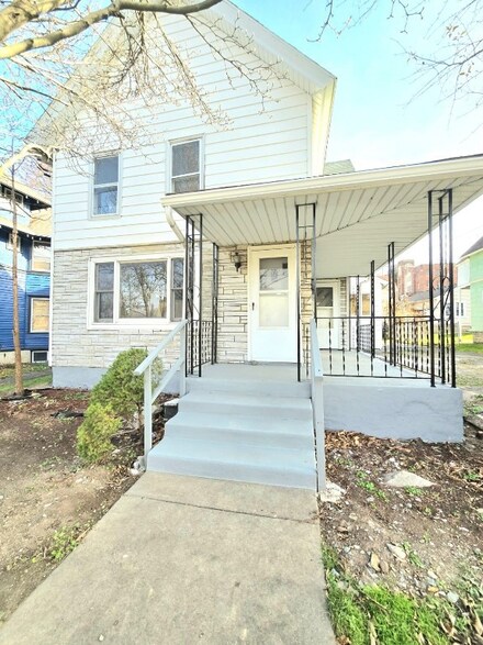 67 Park Ave, Binghamton, NY 13903
