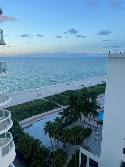 6365 Collins Ave Unit 1105, Miami Beach, FL 33141