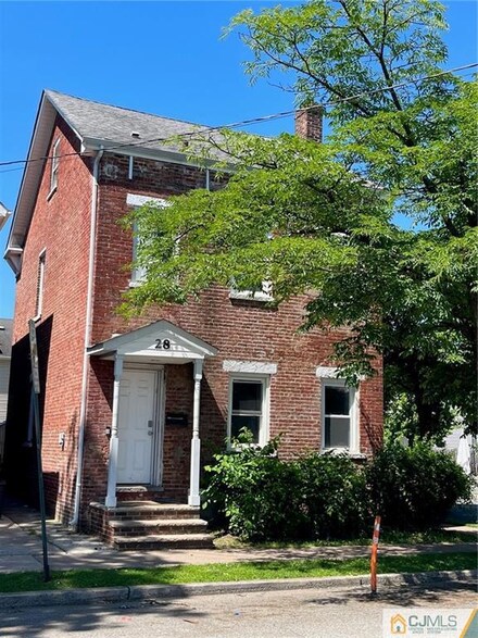 28 Sicard St, New Brunswick, NJ 08901