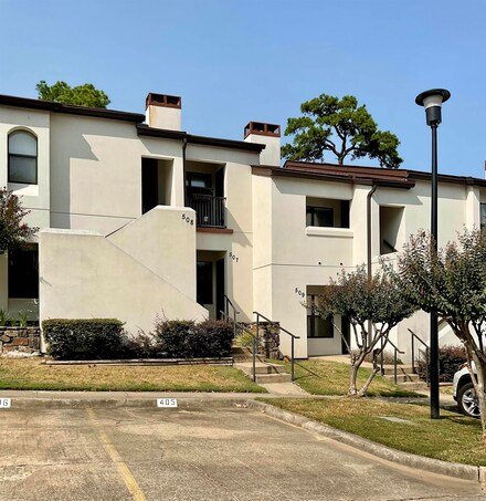 301 Kings Row Dr, Little Rock, AR 72207