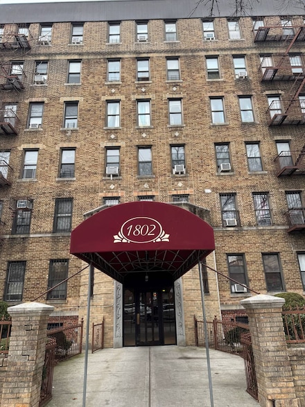 1802 Ocean Pkwy Unit A16, Brooklyn, NY 11223