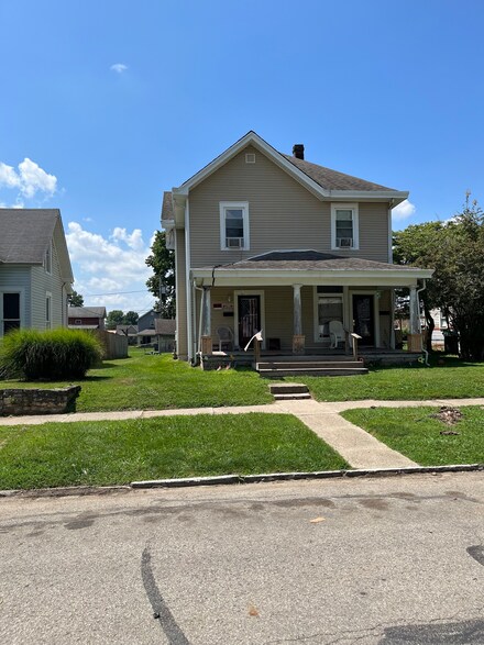 533 N Jackson St, Rushville, IN 46173